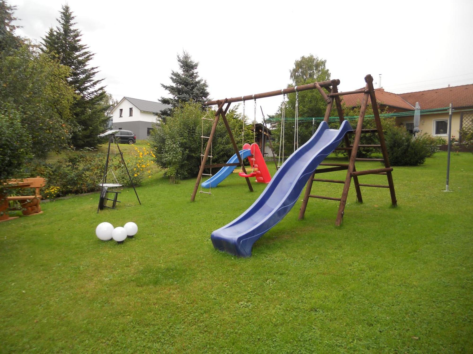 Ferienhaus Zittau Oberlausitz & Ferienwohnung Am Hamann Berg מראה חיצוני תמונה